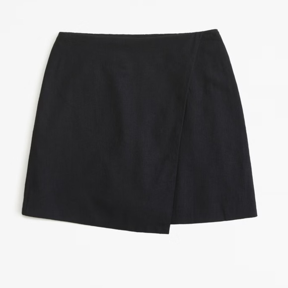 Abercrombie and Fitch Scarlett Wrap Skort - Picture 6 of 6